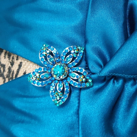 Jessica McClintock for Gunne Sax 3/4 turquoise backless mermaid halter dress - Picture 5 of 12